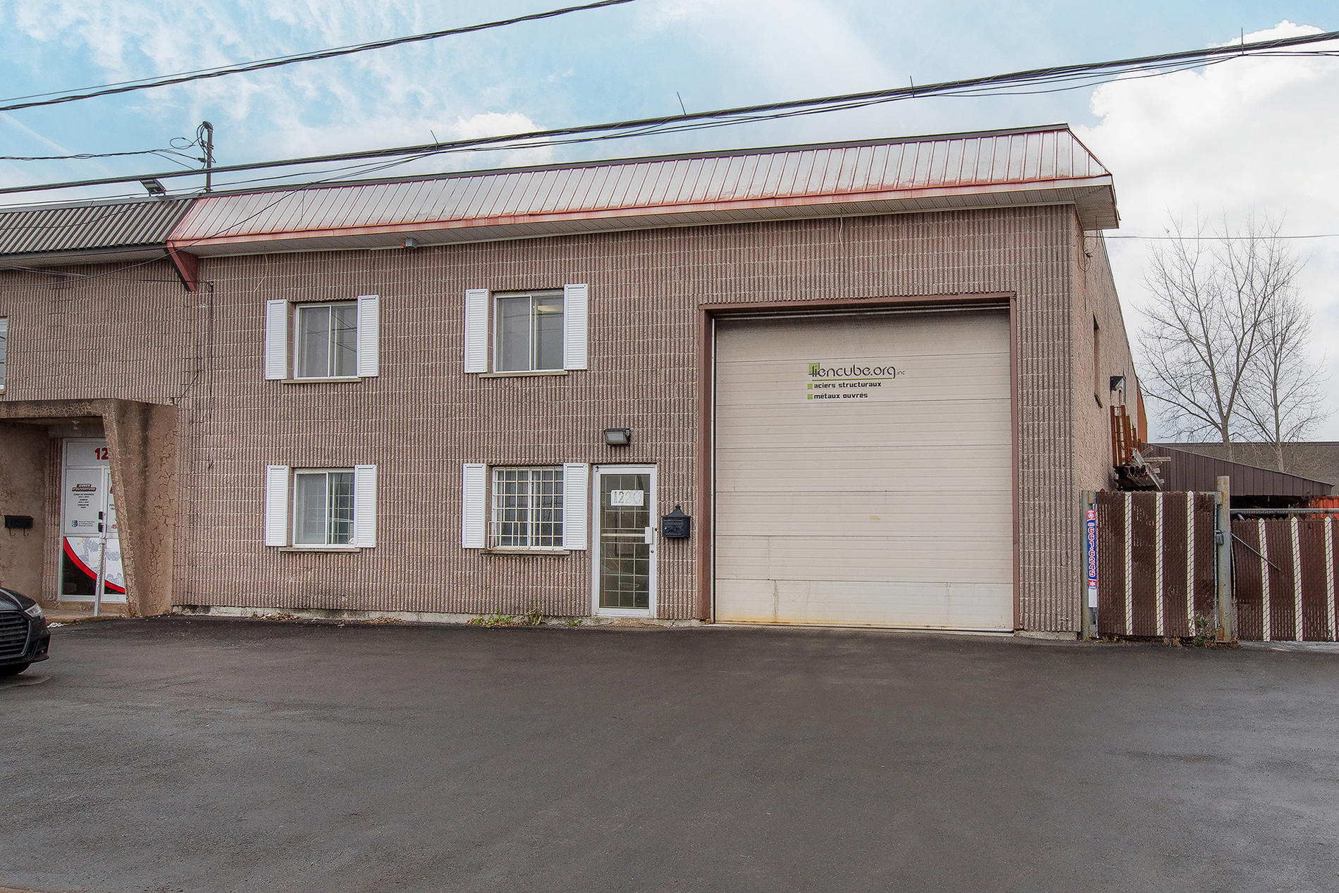 Local industriel/entreposage à louer au 1220 Rue Lachaine, Laval — photo 2 sur 13