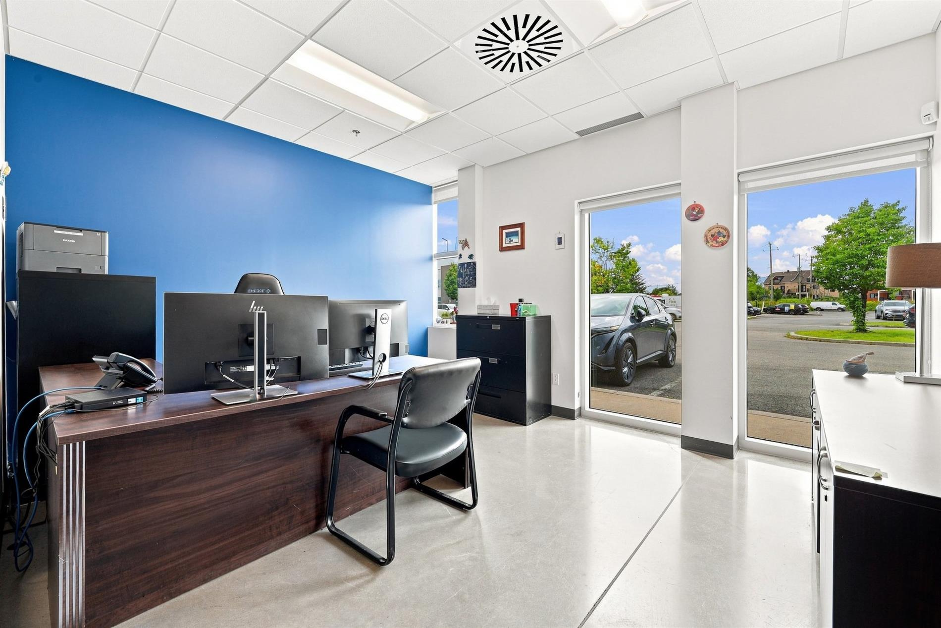 Local industriel/entreposage à louer au 4460-4470 Rue Garand, Laval — photo 4 sur 15