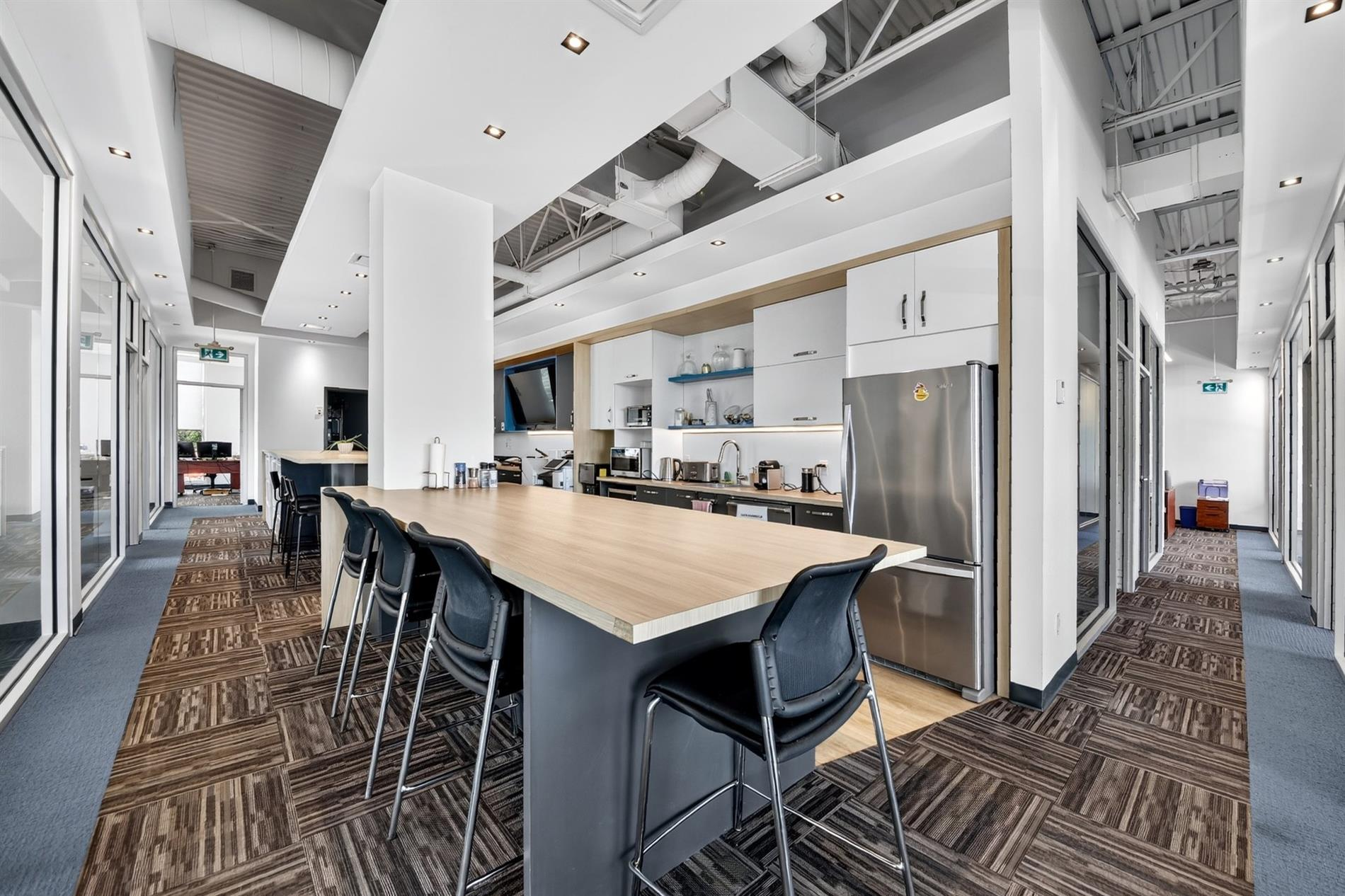 Bureau à louer au 17675 Rue Charles, Mirabel — photo 2 sur 14