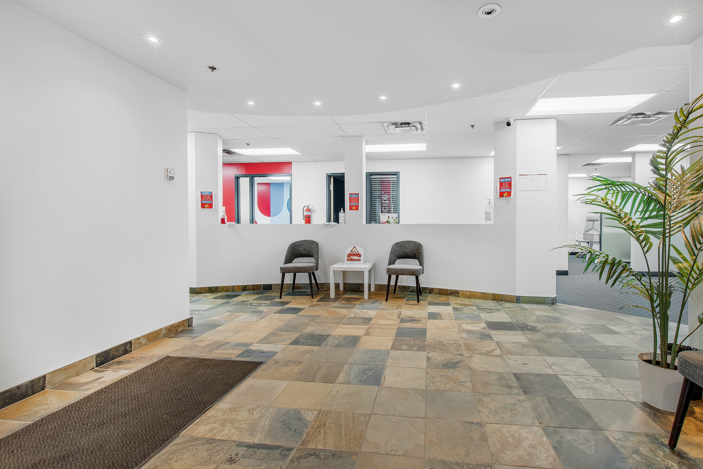 Bureau à louer au 3308 Françis Hughes, Laval — photo 4 sur 20
