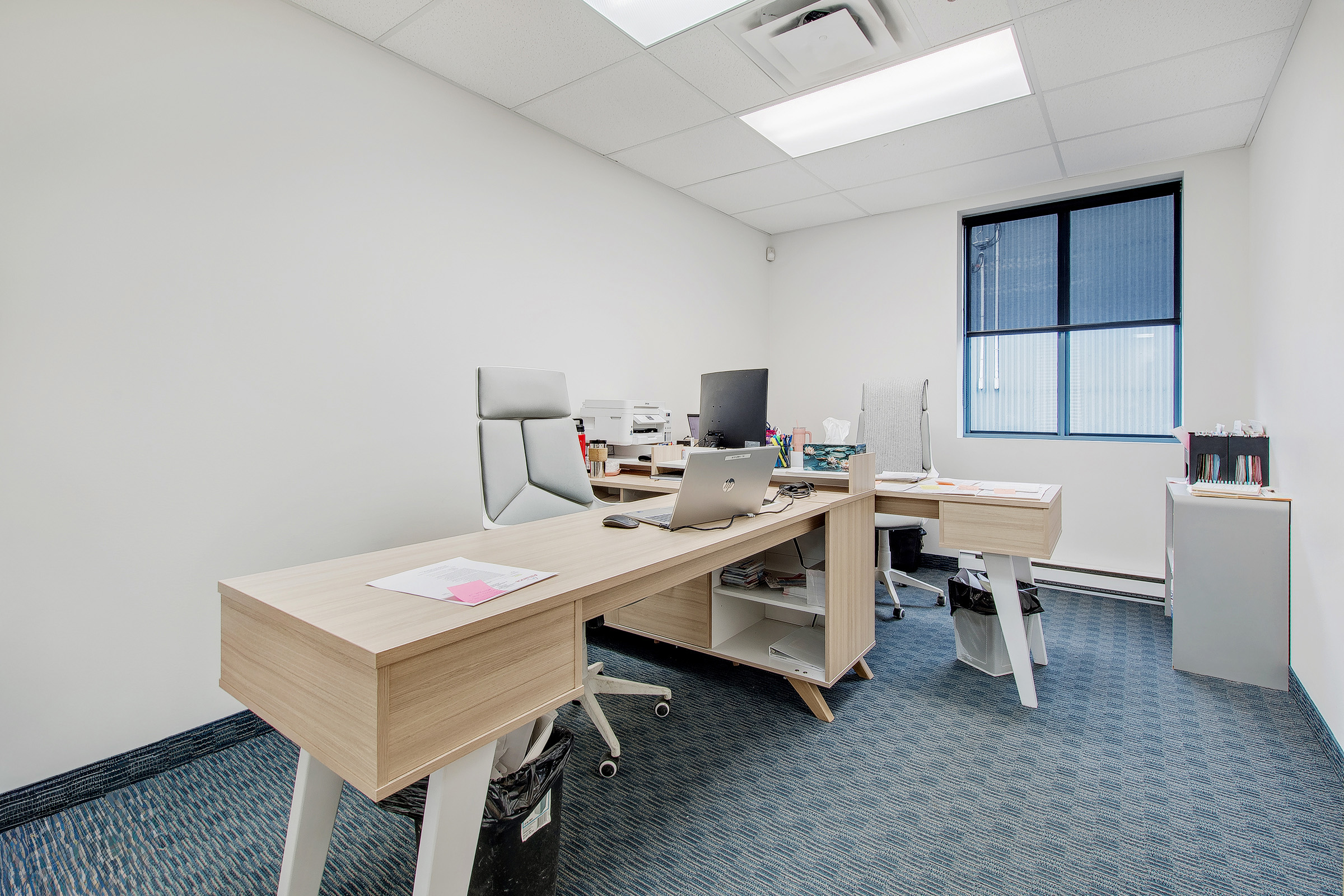 Bureau à louer au 3308 Françis Hughes, Laval — photo 10 sur 20